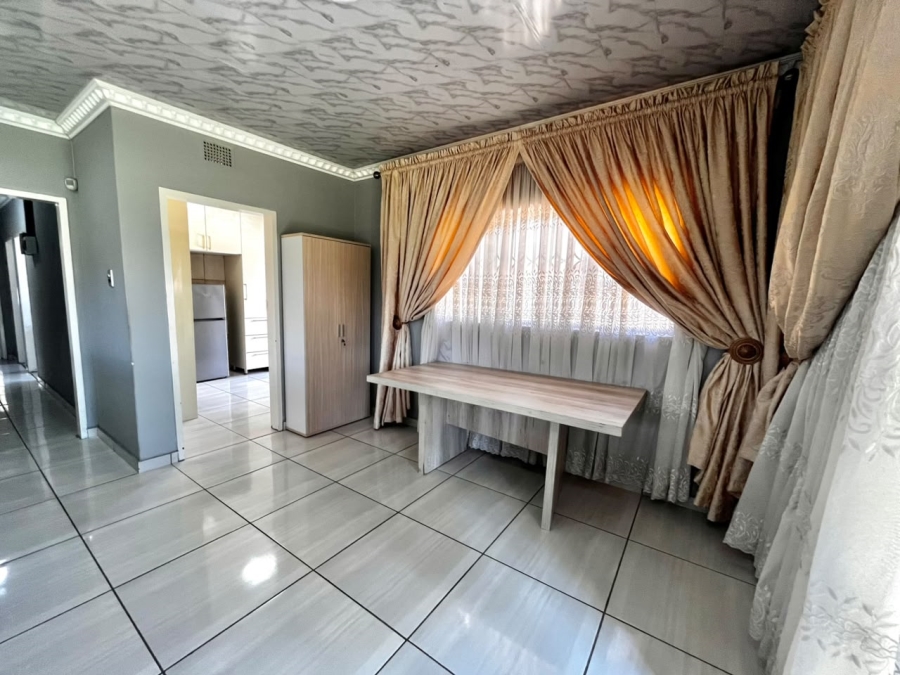 3 Bedroom Property for Sale in Rustenburg North North West